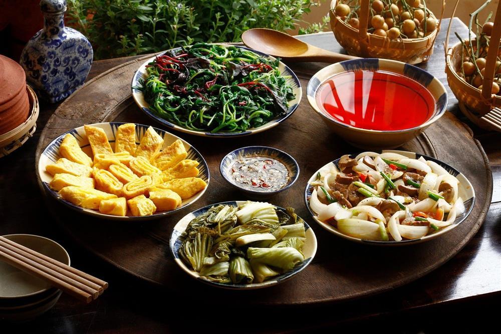 Những mâm cơm đủ chất chỉ 50k của mẹ đảm Hà Nội, năm 2024 sống thành phố tiêu như ở quê là đây chứ đâu!-4