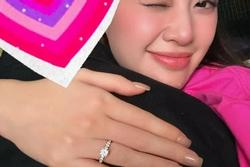 Hoa hậu Khánh Vân bất ngờ được bạn trai cầu hôn