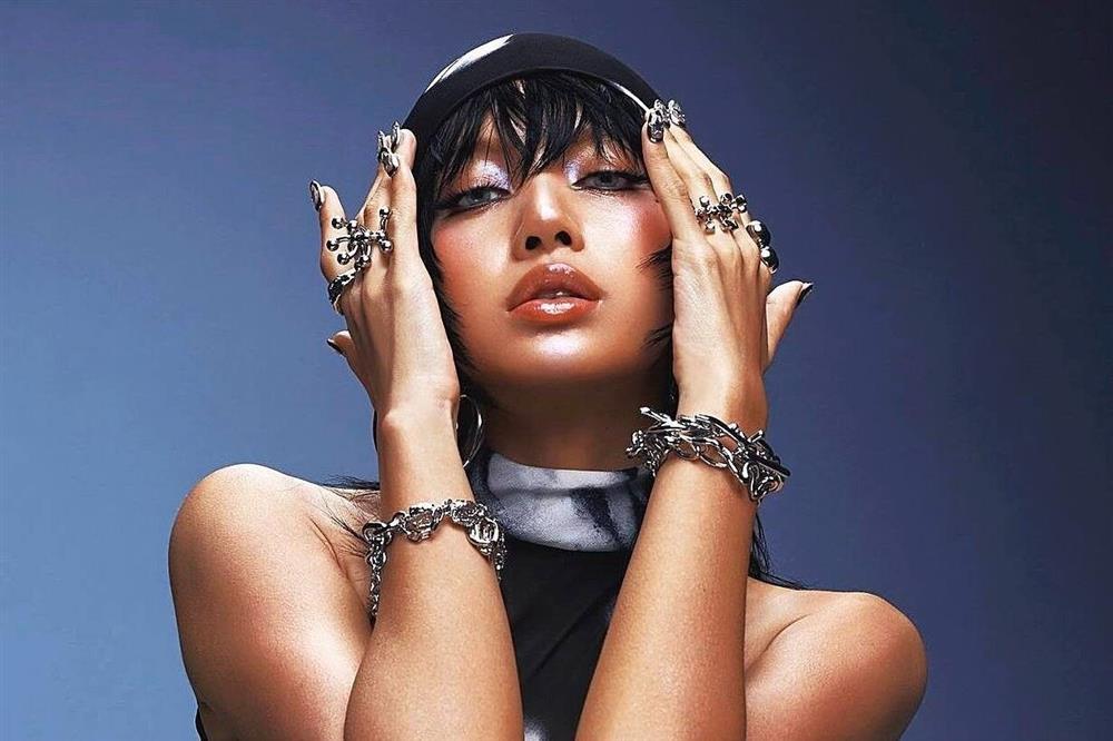 Ai đánh bại được Sơn Tùng M-TP?-2