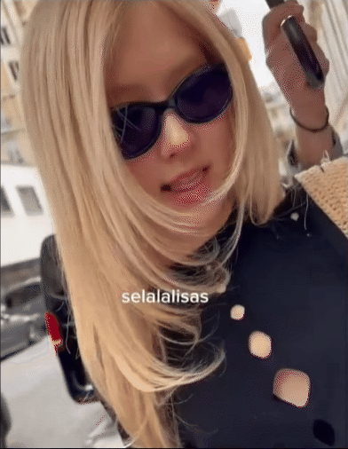 Rosé đánh giá MV ROCKSTAR của Lisa-1