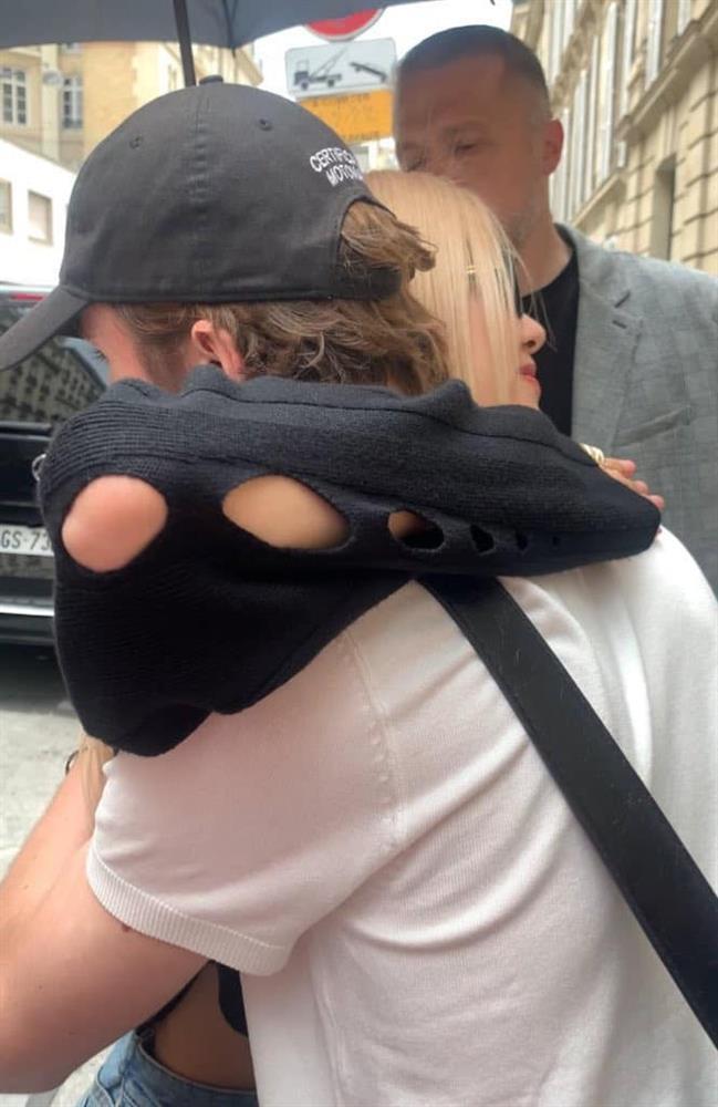 Rosé đánh giá MV ROCKSTAR của Lisa-7