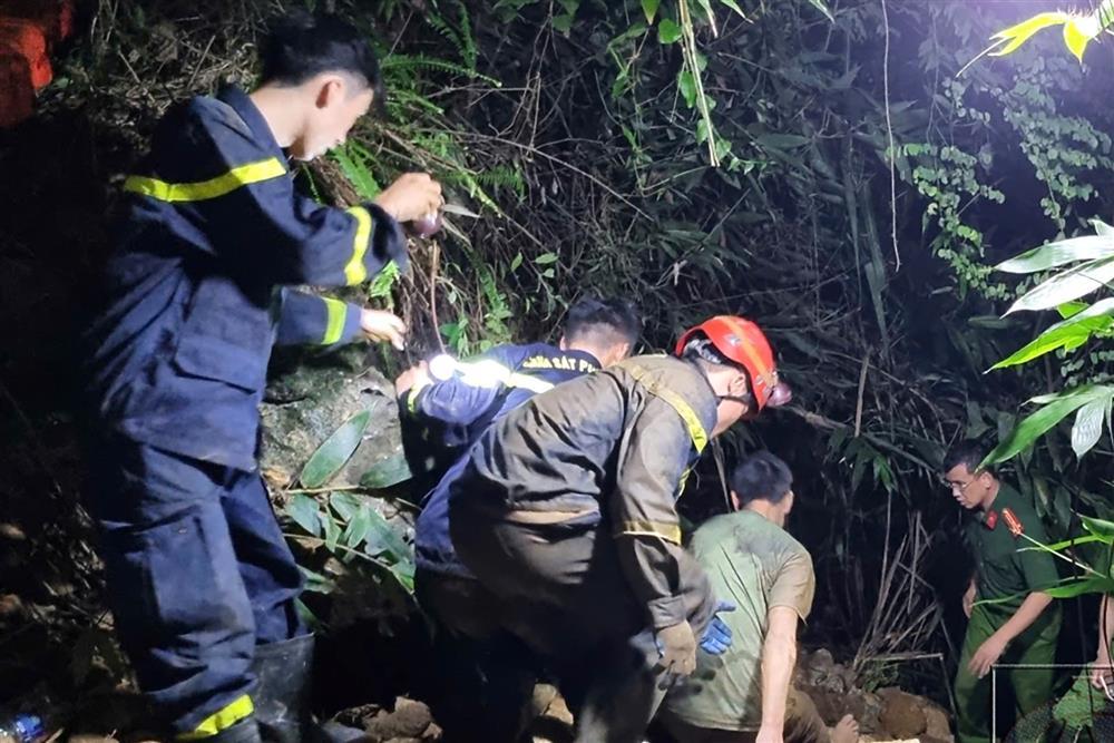 Sập hầm ở Bắc Kạn, 1 người mất tích-2