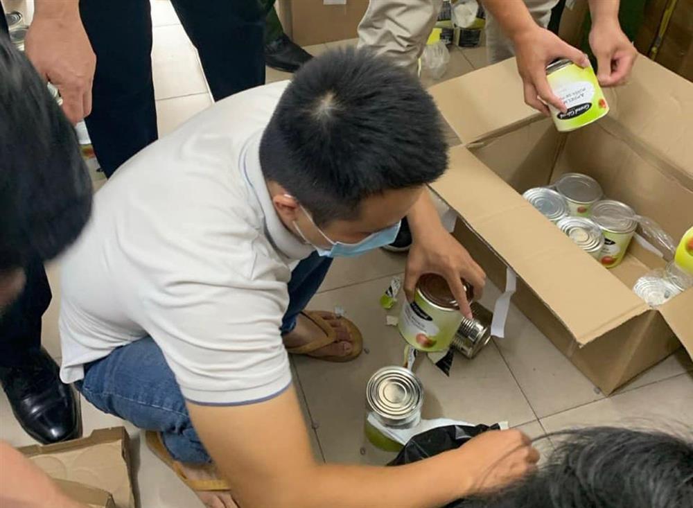 Bắt 4 đối tượng vận chuyển 179kg ma túy tổng hợp qua sân bay Nội Bài-1