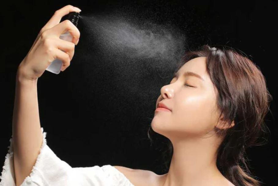 Thực hư dùng xịt chống nắng khiến phổi trắng xóa-2