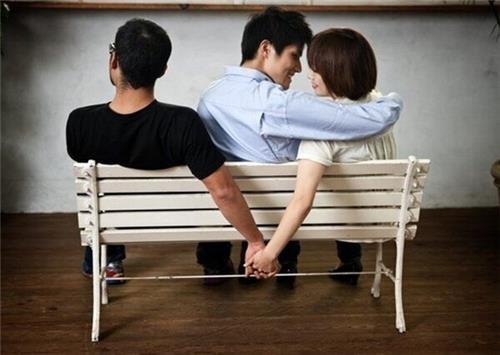 Vợ ngoại tình có được chia tài sản khi ly hôn?-1