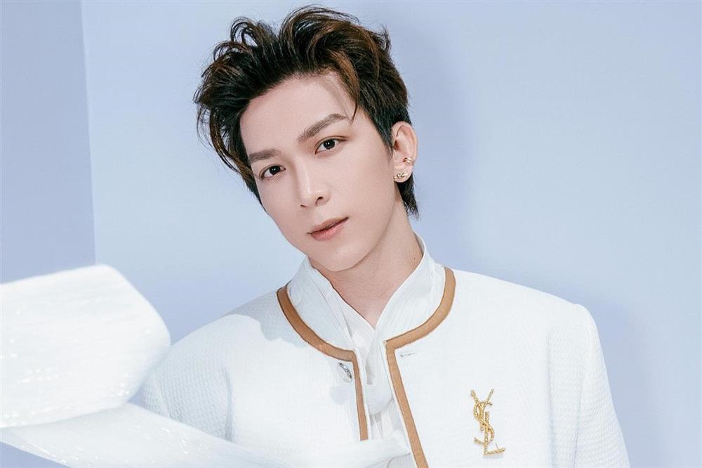 Anh tài Tăng Phúc nằm khu cách ly sau khi nhập viện giữa đêm-1