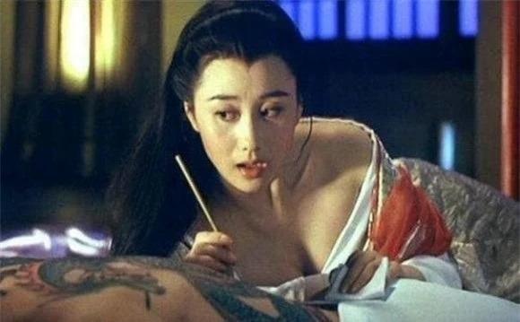 Nữ thần tuyệt sắc của làng giải trí Hoa ngữ khiến không ít đàn ông phải điên đảo là ai?-3