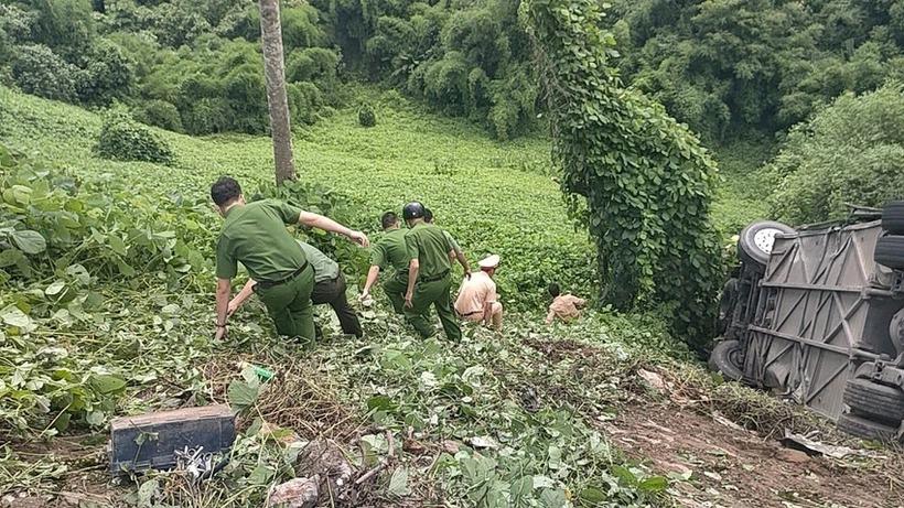 Vụ ô tô chở 45 khách bị lật trên đèo ở Đắk Nông: Xác định nguyên nhân ban đầu-1