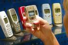 Người dùng điện thoại 'cục gạch' sẽ bị ngừng hoạt động vào giữa tháng 9