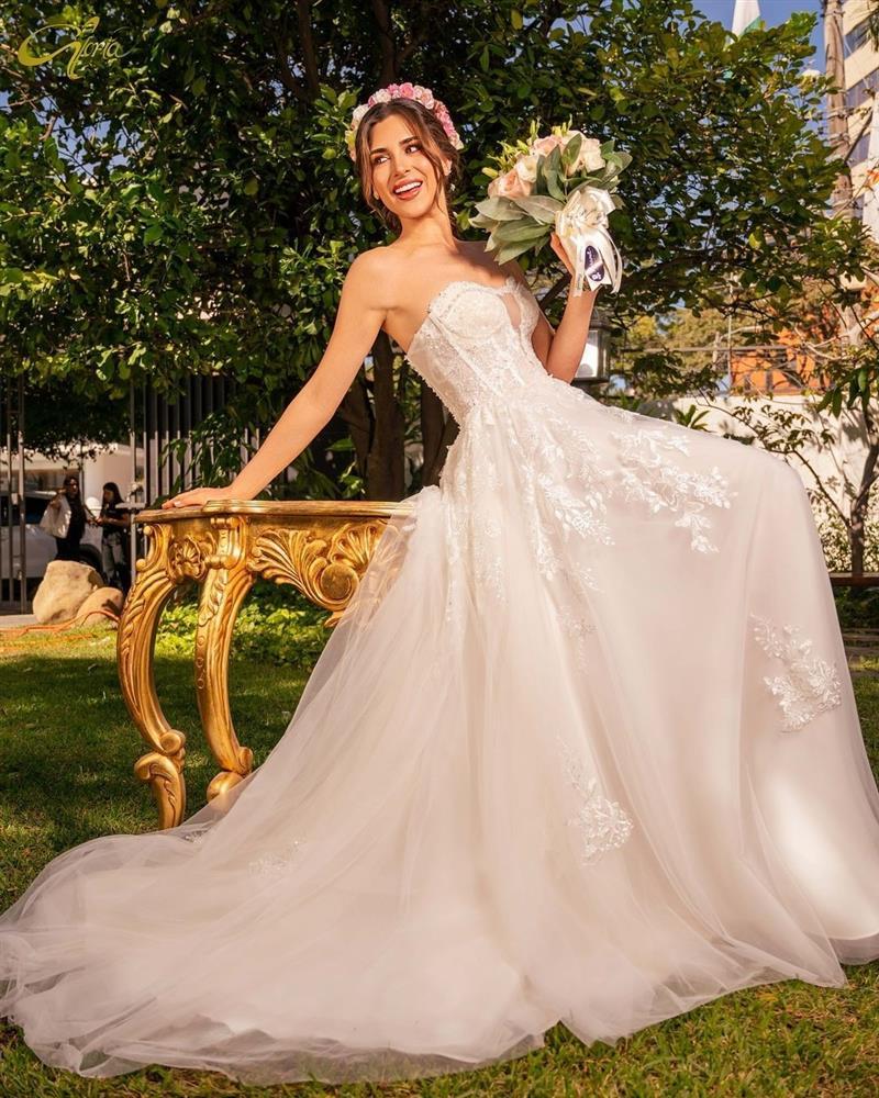 Nghệ sĩ piano cao 1,75 m đăng quang Hoa hậu Hoàn vũ Bolivia-7