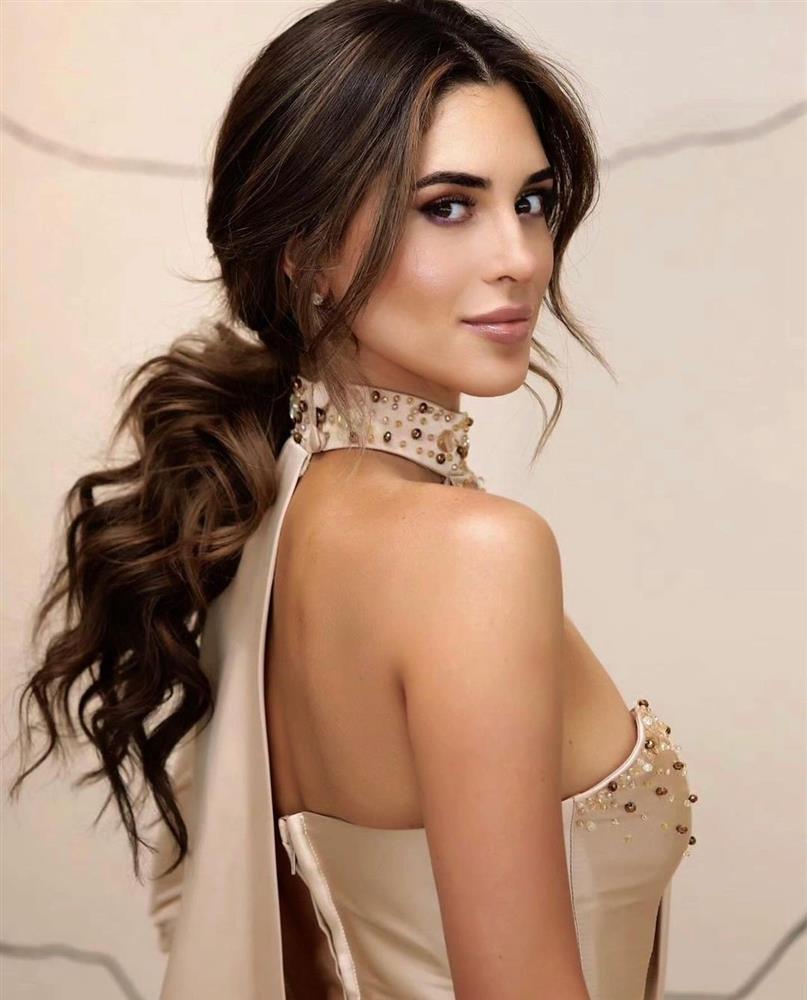 Nghệ sĩ piano cao 1,75 m đăng quang Hoa hậu Hoàn vũ Bolivia-9