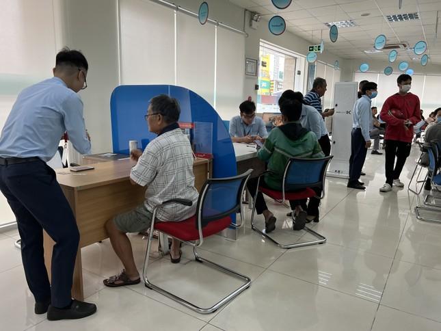 Xác thực sinh trắc học: Nhiều người rối bời, nhân viên ngân hàng bó tay-7