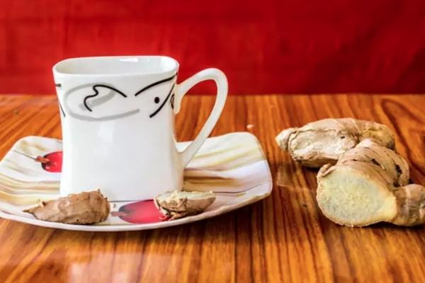 5 loại trà thảo dược nên uống khi bụng đói vào mỗi sáng sớm-1