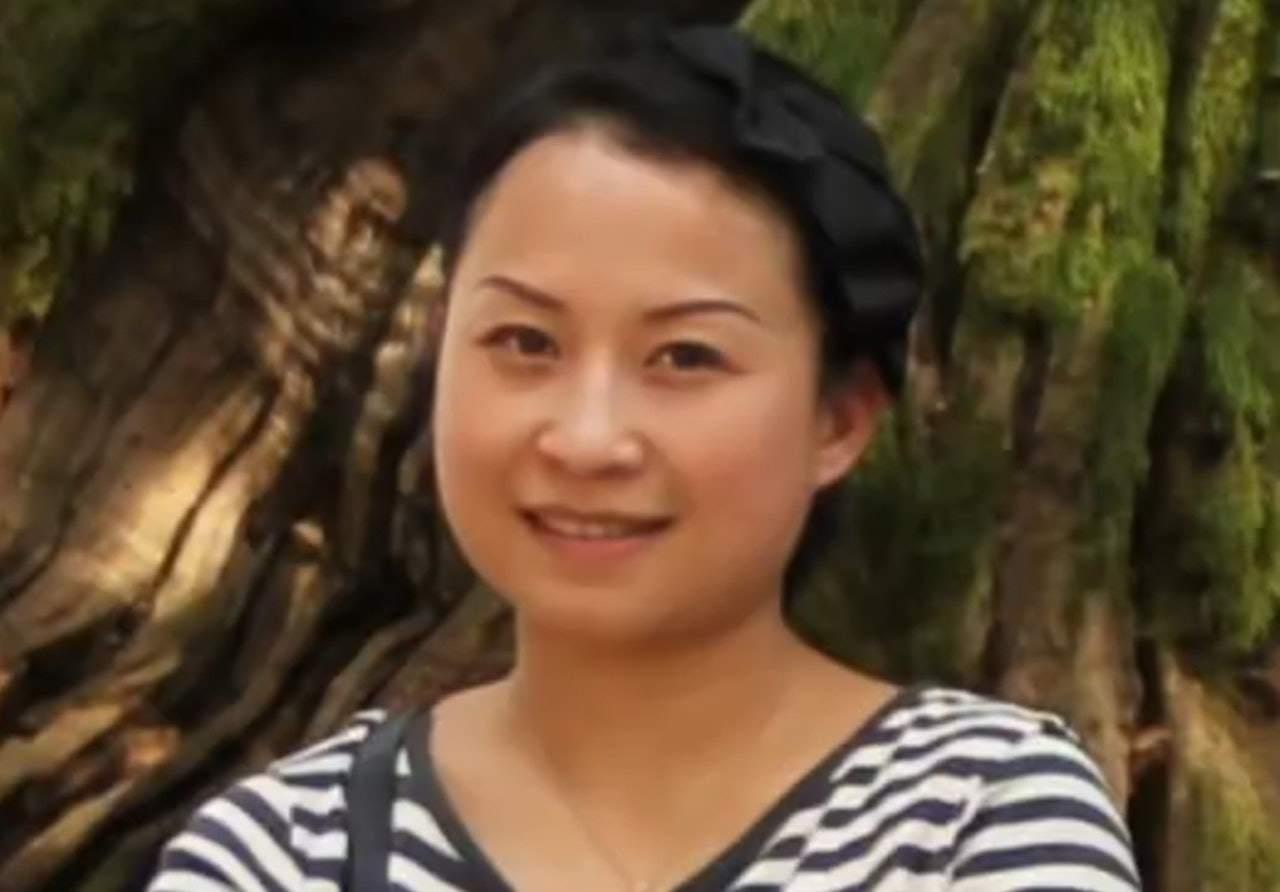 Tập gym suốt 14 năm, người phụ nữ 50 tuổi lột xác trẻ như hot girl-1