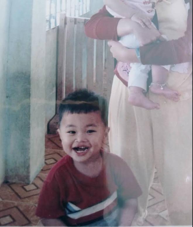 Đứa trẻ Quảng Ngãi bị bỏ rơi ở chân cầu, 18 năm sau được tái sinh với hình hài mới-2