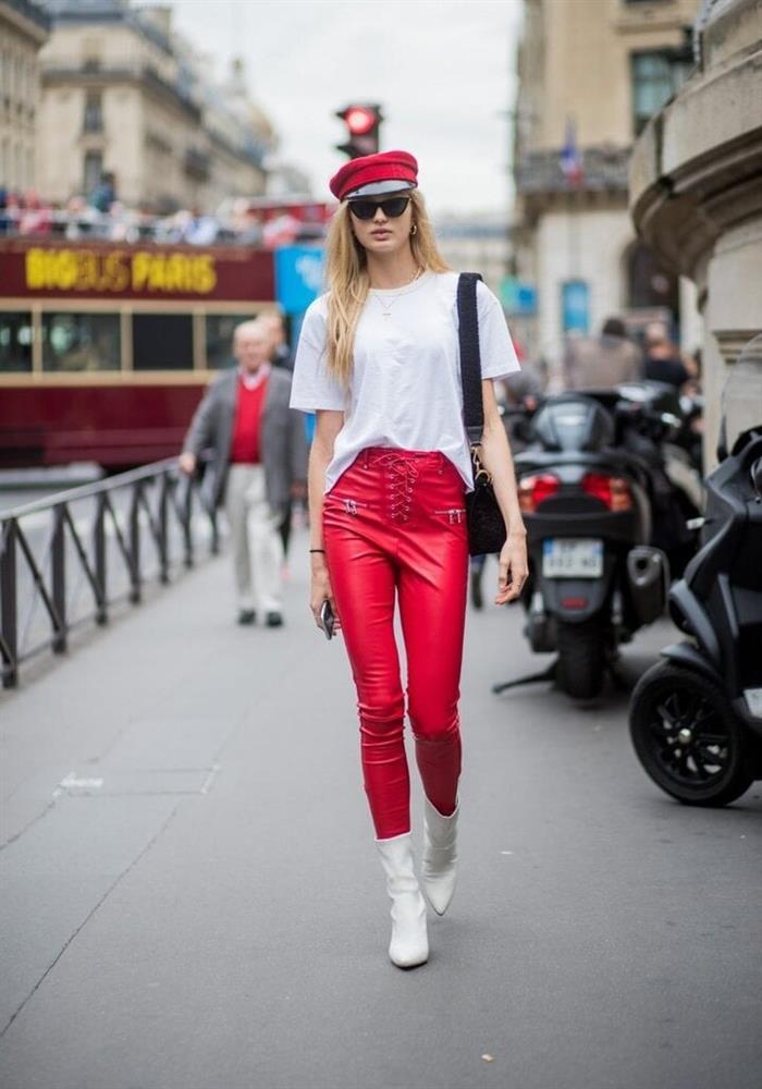 Cách mặc áo phông trắng linh hoạt độc đáo-1