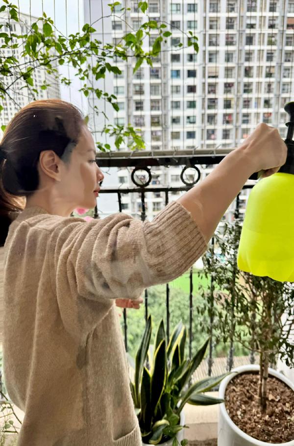 MC Đan Lê khoe mặt mộc tuổi 40, chia sẻ 6 điều chăm sóc da cơ bản ai cũng cần đọc-9