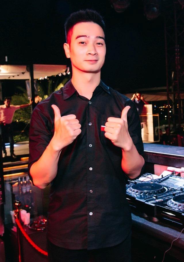 Đẹp trai, tài năng, đời tư siêu kín tiếng của Giám đốc âm nhạc show Anh trai vượt ngàn chông gai-8