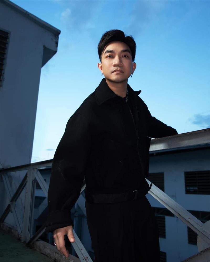 Ca sĩ Phạm Khánh Hưng nhập viện 2 lần, tiêm thuốc liên tục do thi Anh trai-4