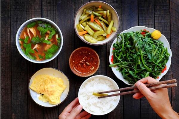 Loại lá rẻ tiền bán đầy chợ Việt, người bệnh tiểu đường nên uống thường xuyên để kéo dài tuổi thọ-4