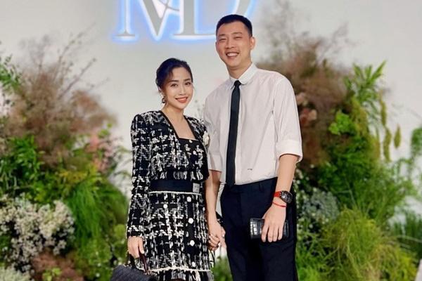 Ốc Thanh Vân - Mạc Anh Thư cùng đưa con đi du học: Người được chồng ở bên chăm sóc, người lúc nào cũng một mình lo toan-9