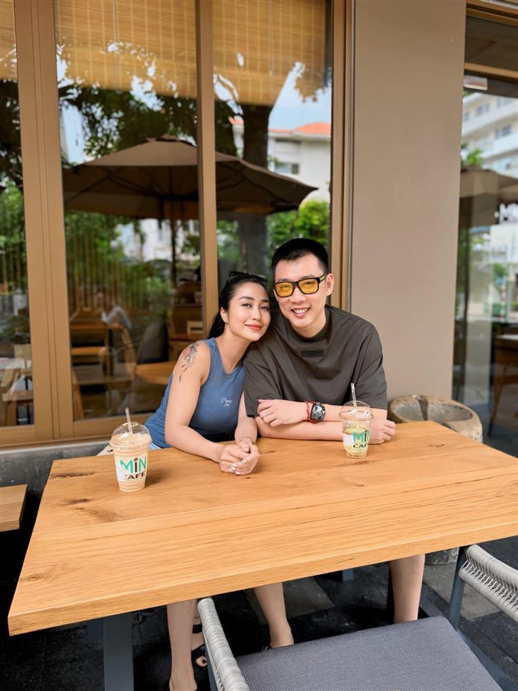 Về Việt Nam, Ốc Thanh Vân và ông xã dính như sam, phá tan tin đồn rạn nứt, sắp ly hôn chỉ bằng 6 chữ này!-2