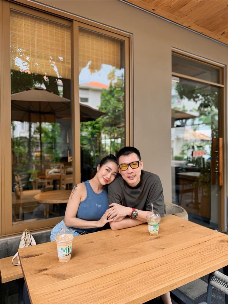 Về Việt Nam, Ốc Thanh Vân và ông xã dính như sam, phá tan tin đồn rạn nứt, sắp ly hôn chỉ bằng 6 chữ này!-3