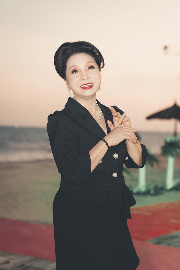 Nữ NSND cải lương có bằng Tiến sĩ: Thời trẻ cát-sê hàng trăm triệu, U80 sống độc thân-3