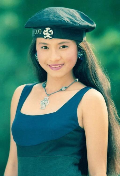 Cô gái xấu xí Ngọc Hiệp có 28 vết sẹo trên đầu và mắt, nhiều đêm nằm khóc dù chồng con yêu thương-2