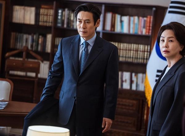 Phim về vụ ám sát Tổng thống Hàn Quốc đứng top 1 Việt Nam-7