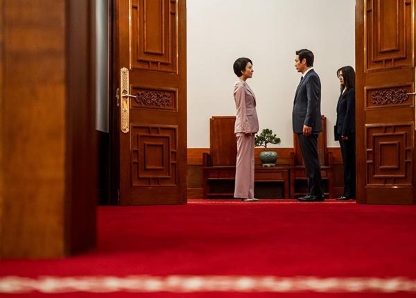 Phim về vụ ám sát Tổng thống Hàn Quốc đứng top 1 Việt Nam-8