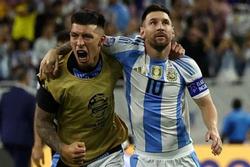 Cận cảnh Messi sút hỏng luân lưu, 'người hùng' Martinez giải cứu Argentina