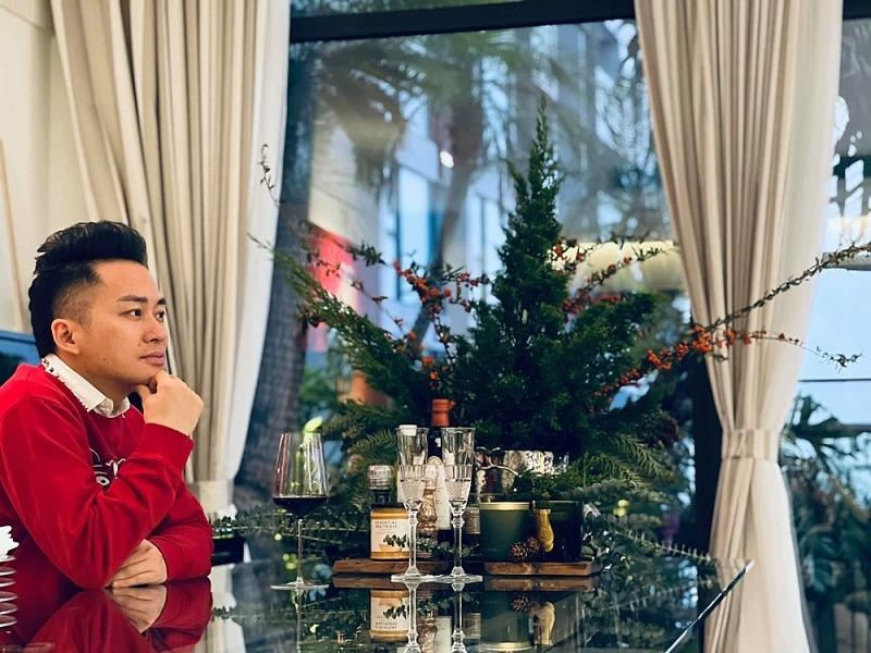 Vợ Tùng Dương hiếm hoi xuất hiện công khai bên chồng, căn nhà đang ở không quái như nhiều người vẫn tưởng-8