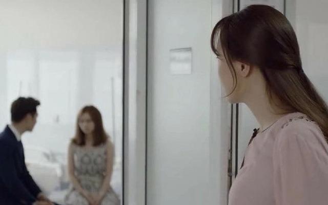 Xuất hiện giữa bữa tối lãng mạn, tôi đưa ra một thứ khiến chồng và nhân tình tự nguyện cắt đứt-1