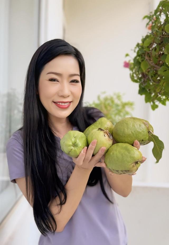 Nhan sắc gợi cảm, trẻ mãi không già tuổi U55 của NSND là Giám đốc, Phó chủ tịch hội sân khấu TP.HCM-5