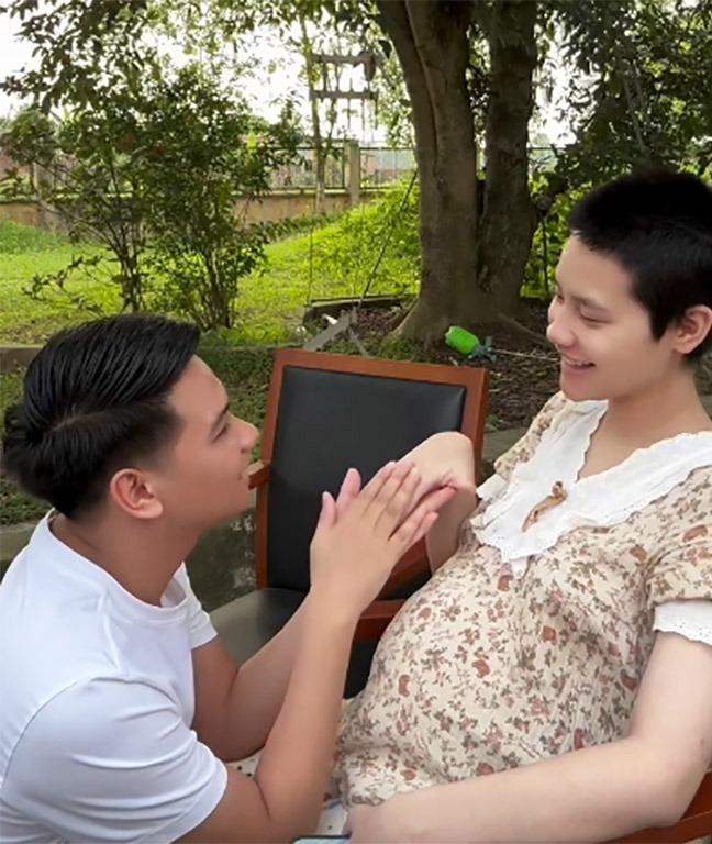 Vợ bầu bất ngờ lâm trọng bệnh, chồng kề bên 15 tiếng/ngày: 90 ngày tạo nên điều kỳ diệu-8