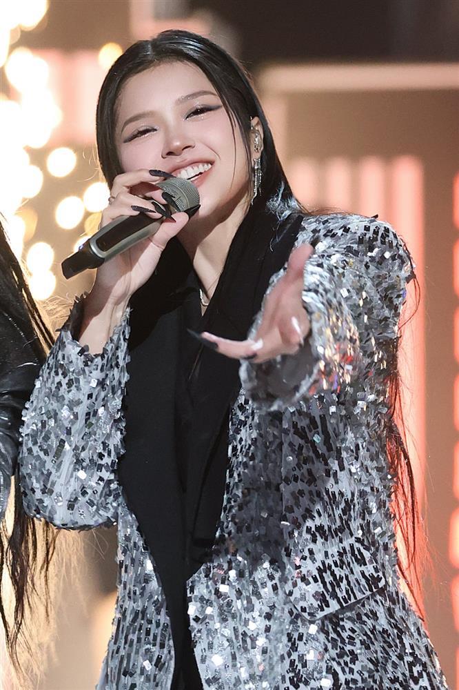 Suni Hạ Linh trượt suất lập nhóm nhạc ở Trung Quốc-3