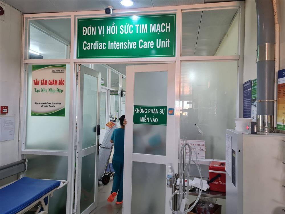 Thanh niên nghi bị cô ruột đầu độc bằng xyanua hiện giờ ra sao?-1