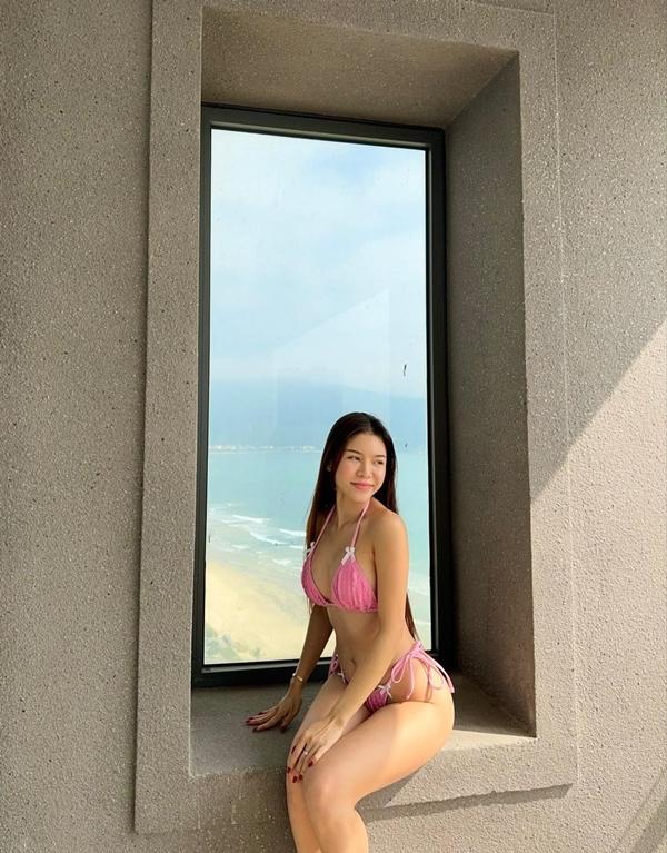 Đời thường sexy, phóng khoáng của vợ Đặng Văn Lâm-2