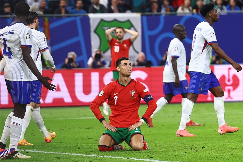 EURO 2024: Nước mắt Pepe và thất vọng Ronaldo-3