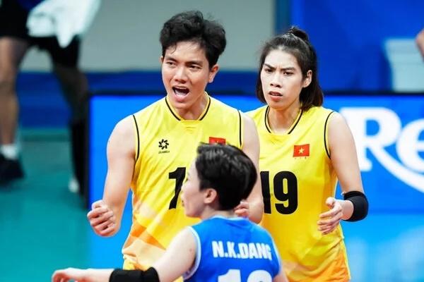 Cầu thủ bóng chuyền khiến chị em điêu đứng vì quá điển trai, lãng tử-5