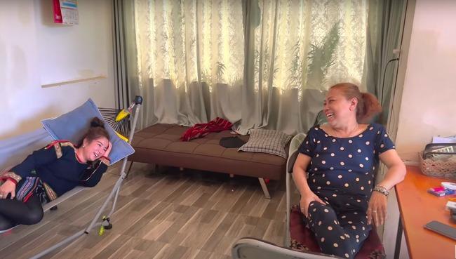 Ca sĩ Siu Black 11 năm chưa trả hết nợ, hiện sống trong căn nhà có những gì?-10