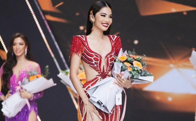 Chị gái Nam Em lần thứ 3 đi thi Hoa hậu có màn lột xác bất ngờ với mái tóc tém đầy cá tính-5