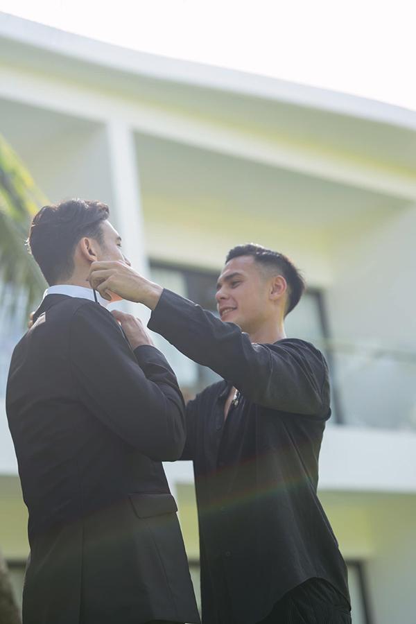 Hình ảnh hiếm hoi trong đám cưới đẹp như mơ của thủ môn Đặng Văn Lâm và vợ hot girl hơn tuổi-6