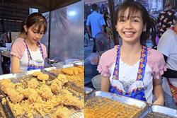 Ra chợ bán gà giúp mẹ dịp nghỉ hè, cô gái 17 tuổi bất ngờ nổi tiếng