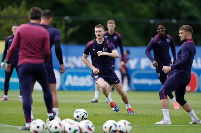 Tốp 10 cầu thủ giá trị tăng vọt nhờ EURO 2024-2