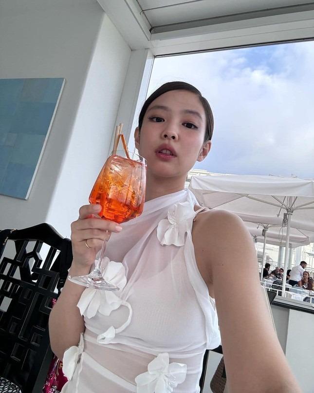 Jennie (BlackPink) xin lỗi-1