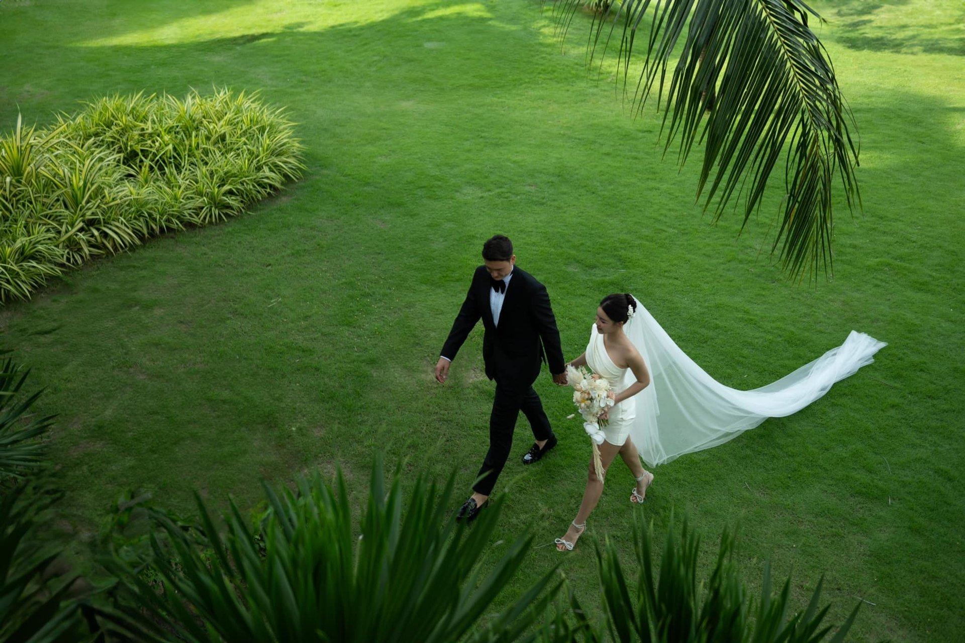 Ảnh cưới đẹp như mơ giờ mới tiết lộ của Đặng Văn Lâm-6