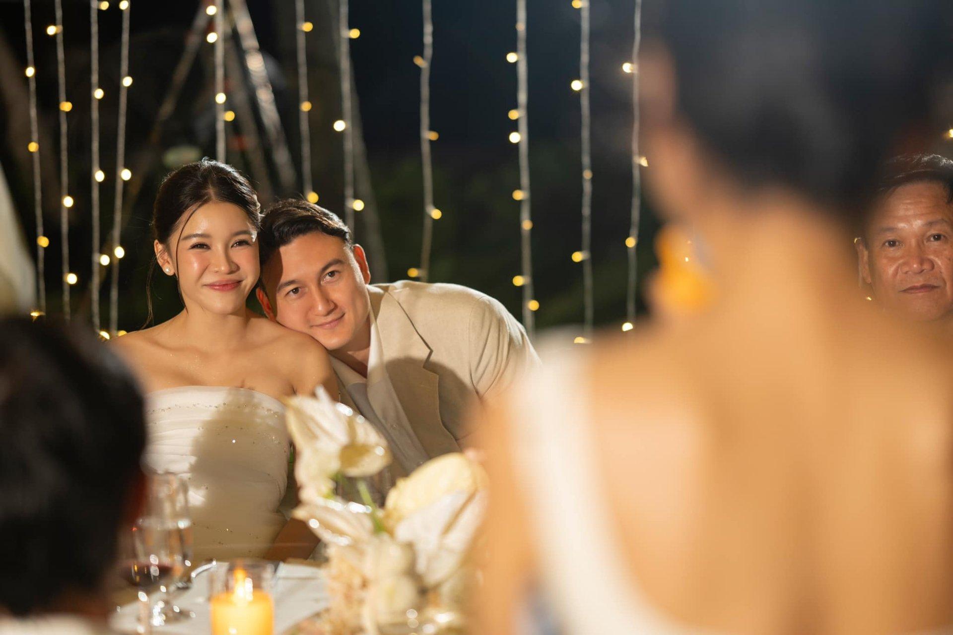 Ảnh cưới đẹp như mơ giờ mới tiết lộ của Đặng Văn Lâm-9