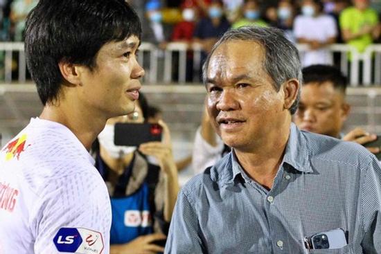 Công Phượng về lại giúp bầu Đức vô địch V-League, tại sao không?